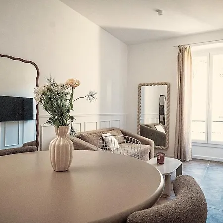 Reflet D'azur, A Deux Pas De La Promenade & La Apartment Nice