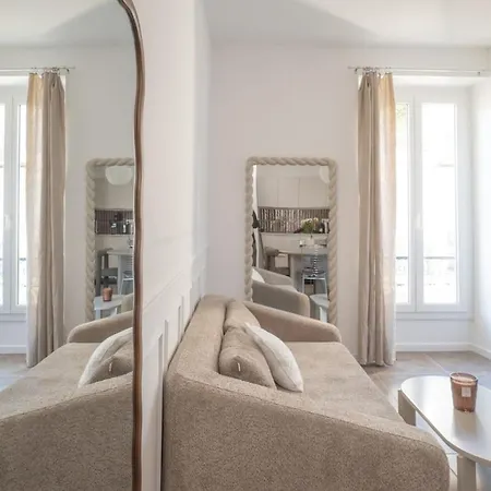 Reflet D'azur, A Deux Pas De La Promenade & La *