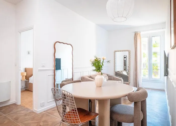 Reflet D'azur, A Deux Pas De La Promenade & La Lägenhet